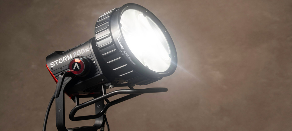 LED свет Aputure STORM 700x фото в описание 1
