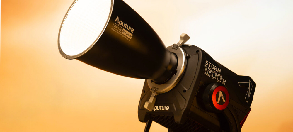 LED прожектор Aputure Storm 1200x Bi-Color фото в описание 1