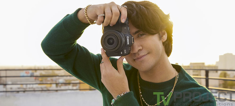 Фотоаппарат Canon EOS R8 Body фото в описание 2