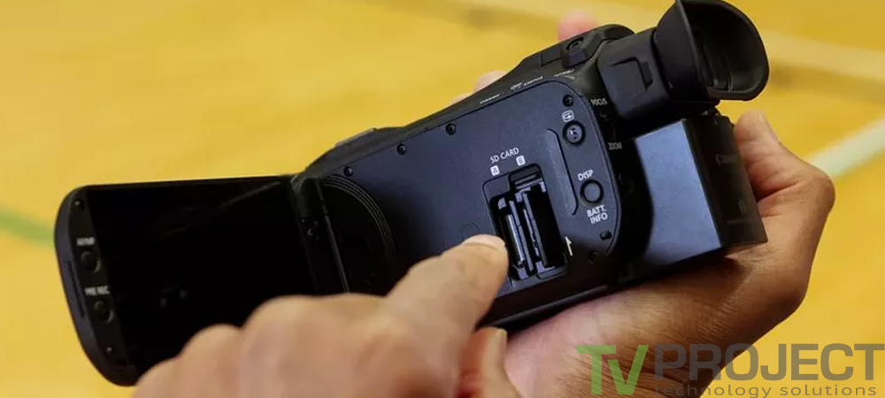 Видеокамера Canon Legria HF G70 фото в описание 1