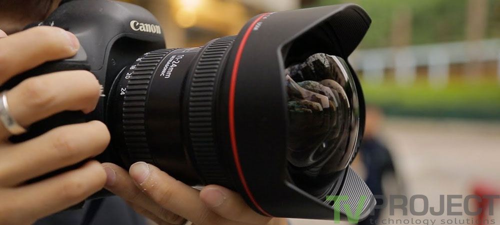 Объектив Canon EF 11-24mm f/4L USM фото в описание 1 