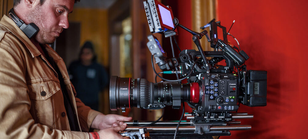 Кинокамера Canon EOS C400 6K фото в описание 2