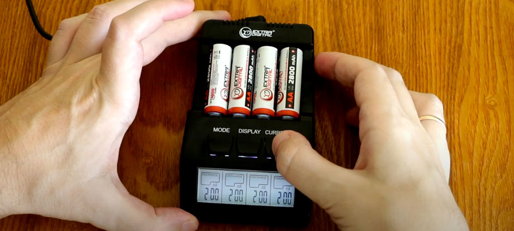 Зарядний пристрій Extradigital BM-110 фото в опис 1