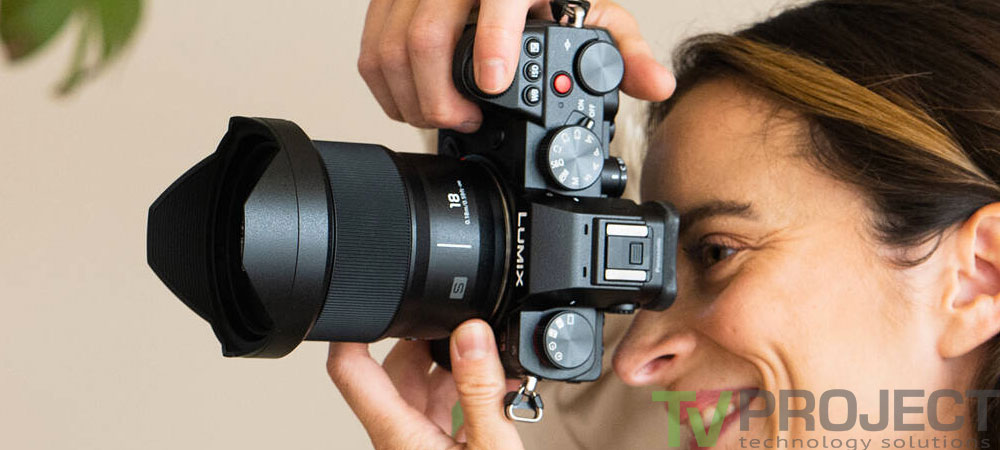 Широкоугольный объектив Panasonic Lumix S 18mm f/1.8 фото в описание 1