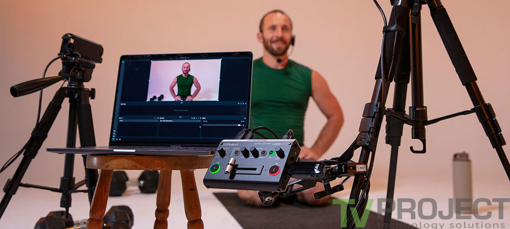 Видеомикшер Roland V-02HD MK фото в описание 2