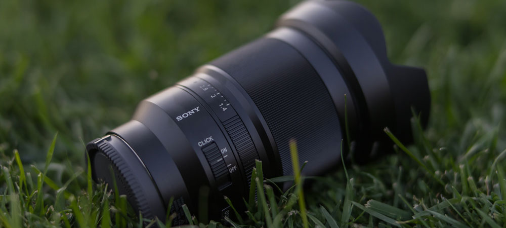 Объектив Sony Distagon T* FE 35mm F1.4 ZA фото в описание 1