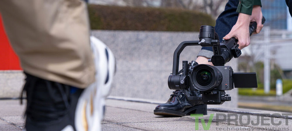 Широкоугольный объектив Sony FE 14mm f/1.8 GM фото в описание 2