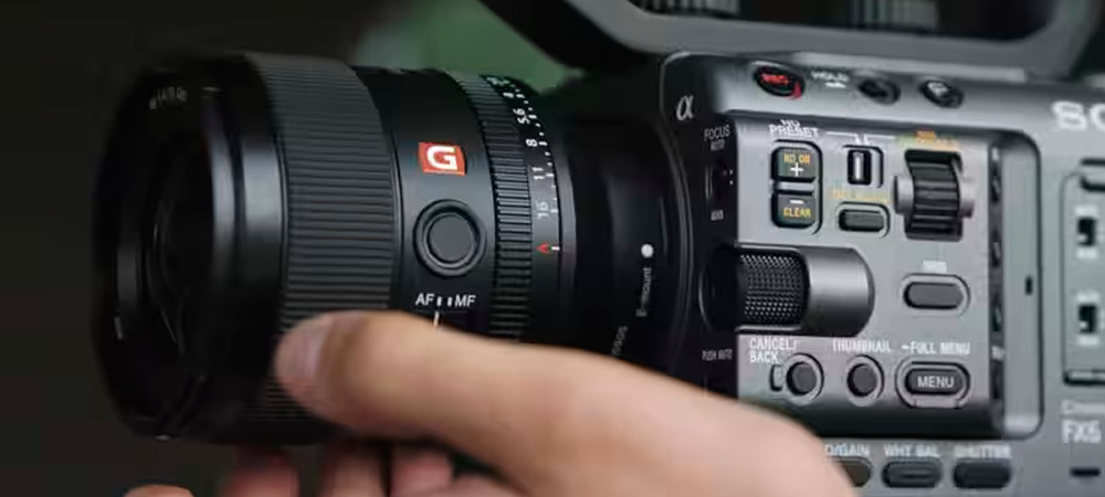 Объектив Sony E PZ 18-105mm f/4 G OSS фото в описание 1 