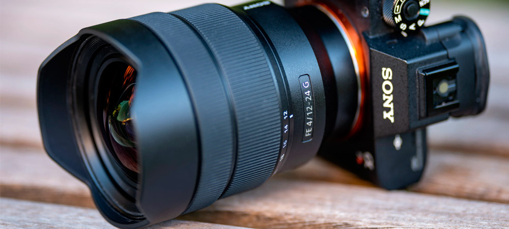 Широкоугольный объектив Sony FE 12-24mm f/4 G фото в описание 1