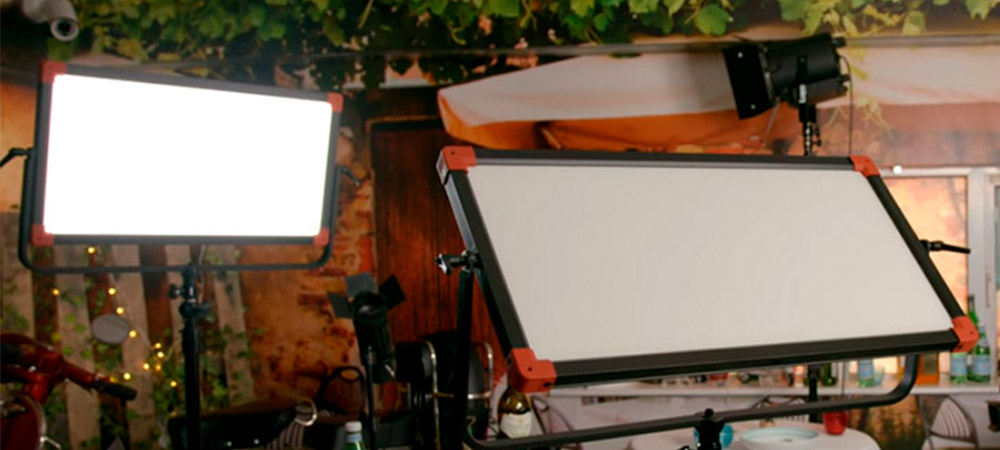 LED панель Swit PL-E90D фото в описание 1